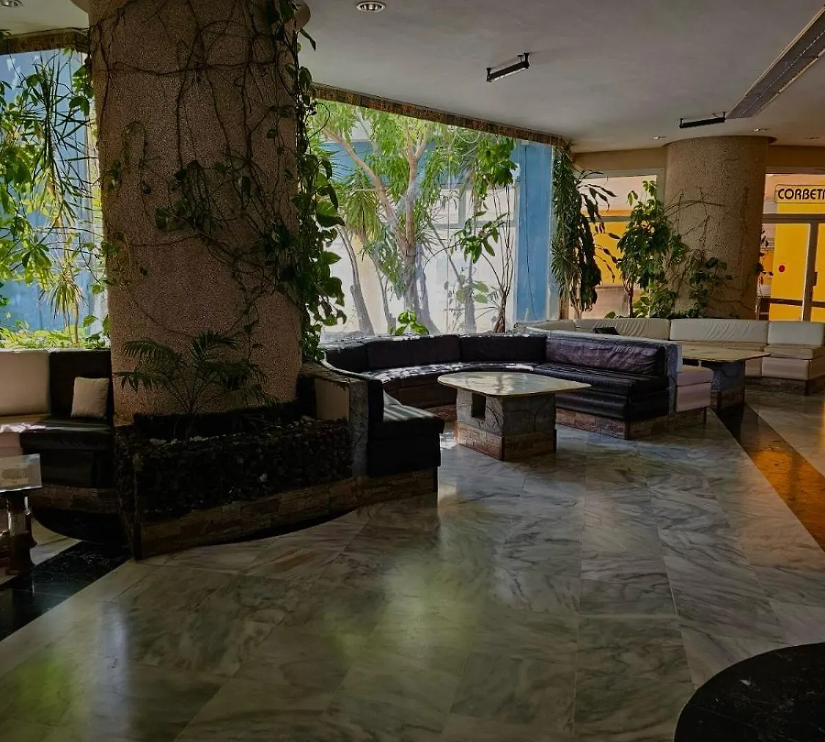 Flora Apartment Poolside View Green Park San Miguel de Abona